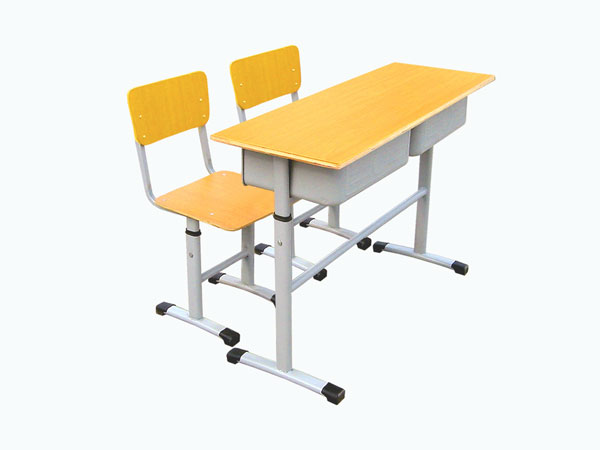 中小学校课桌椅生产厂家并不一定仅仅只是生产学校家具